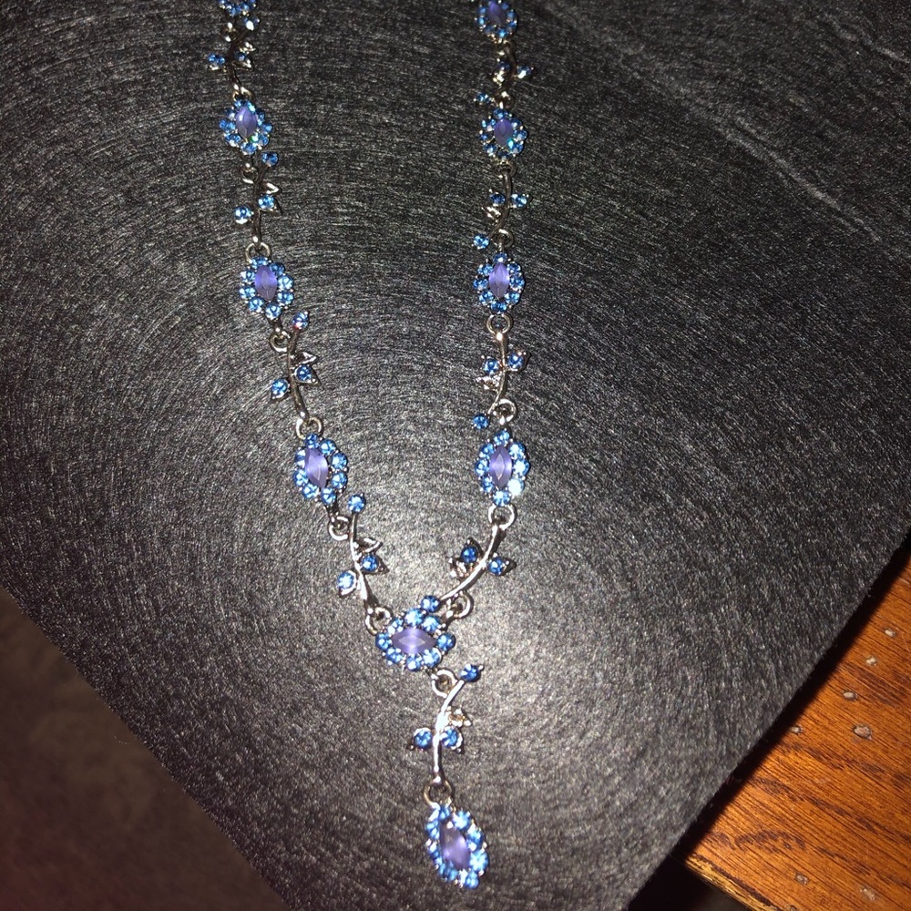 Crystal necklace- blue stones
